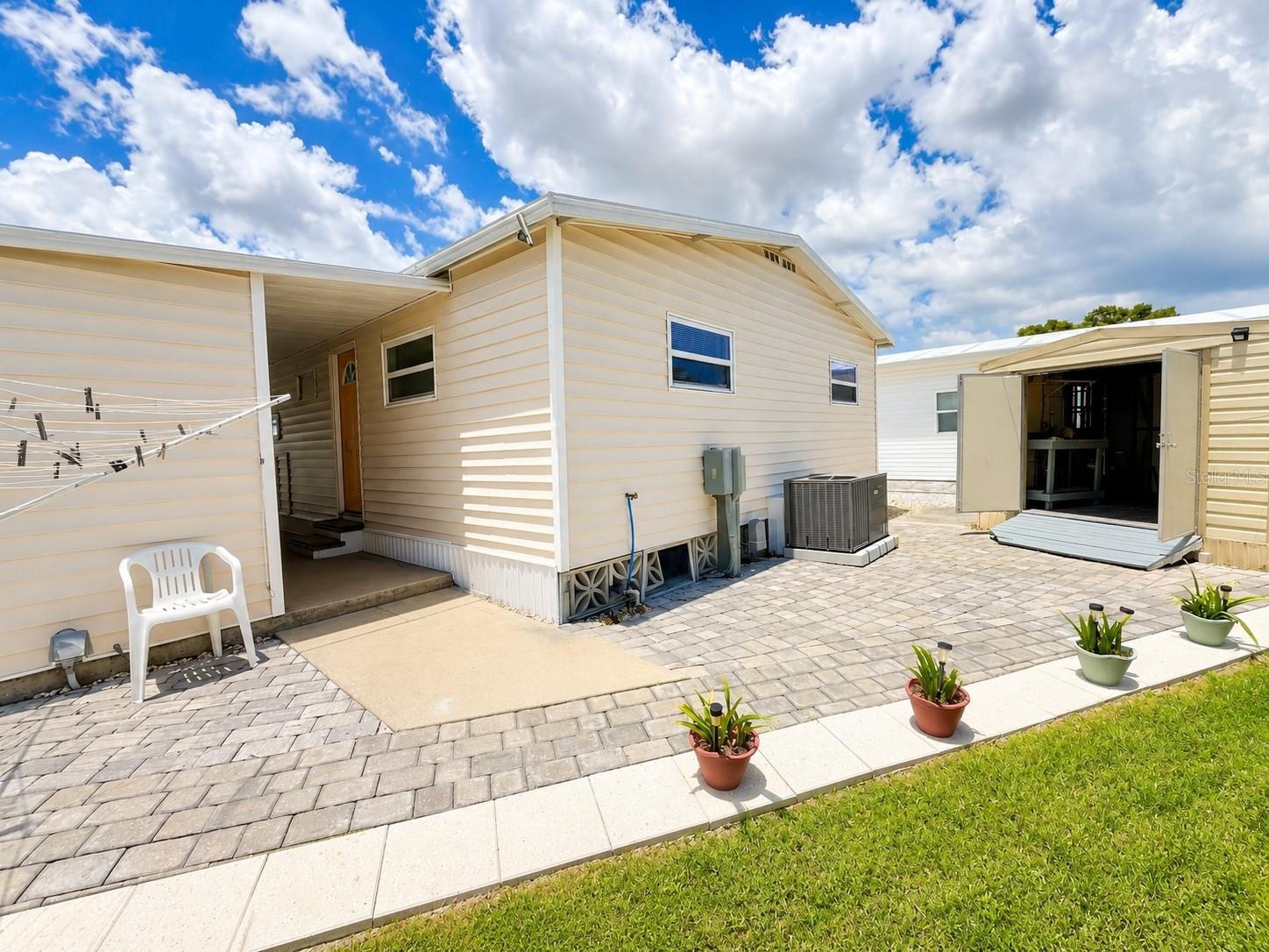 TRAILER ESTATES - Residential