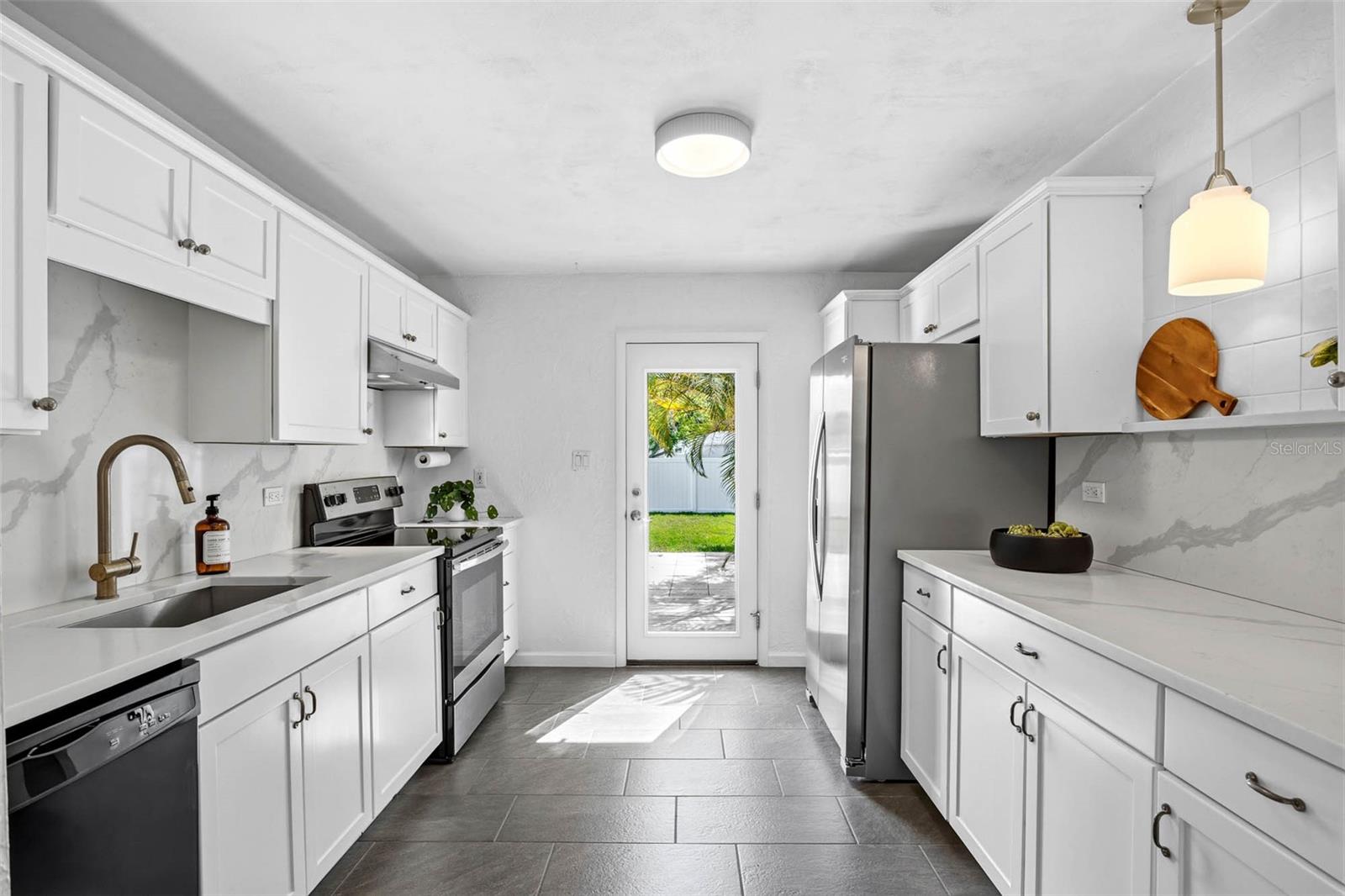 NORTH ST PETERSBURG - Residential