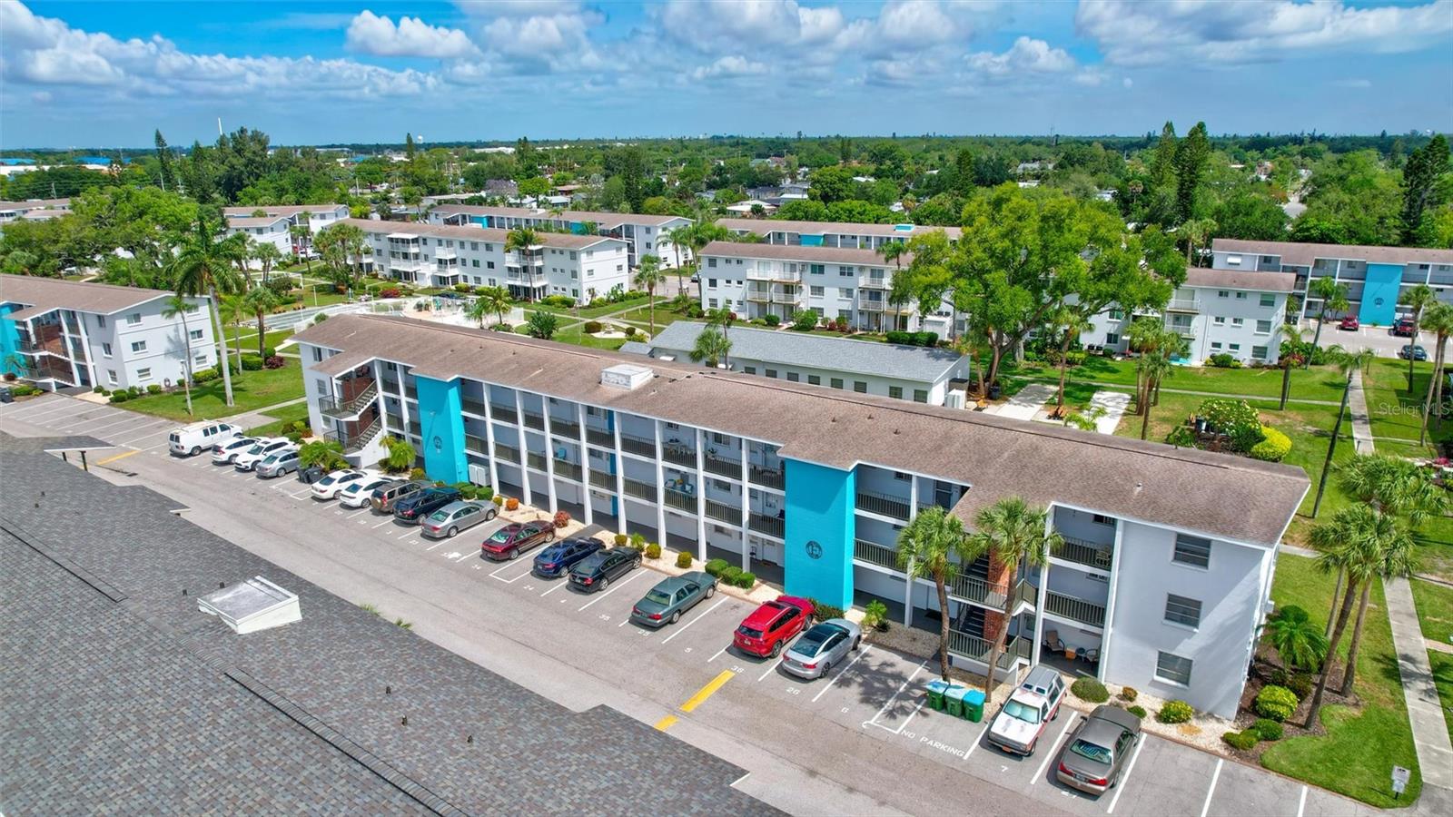 THE FOURTH BAYSHORE - Residential