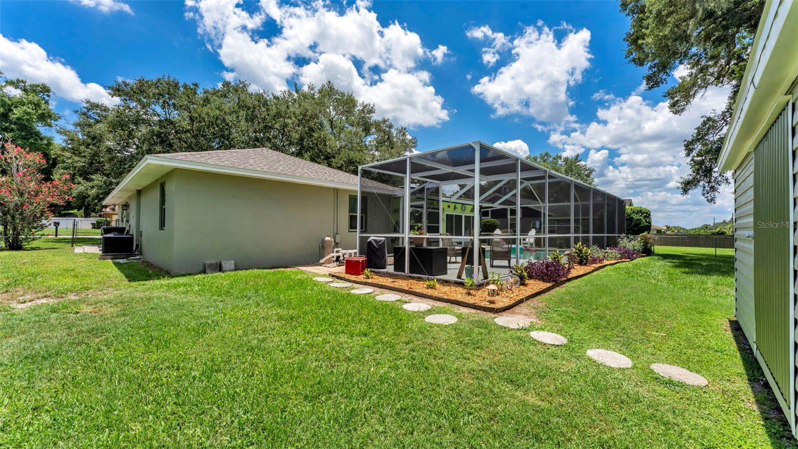 WILLOW RUN - Residential