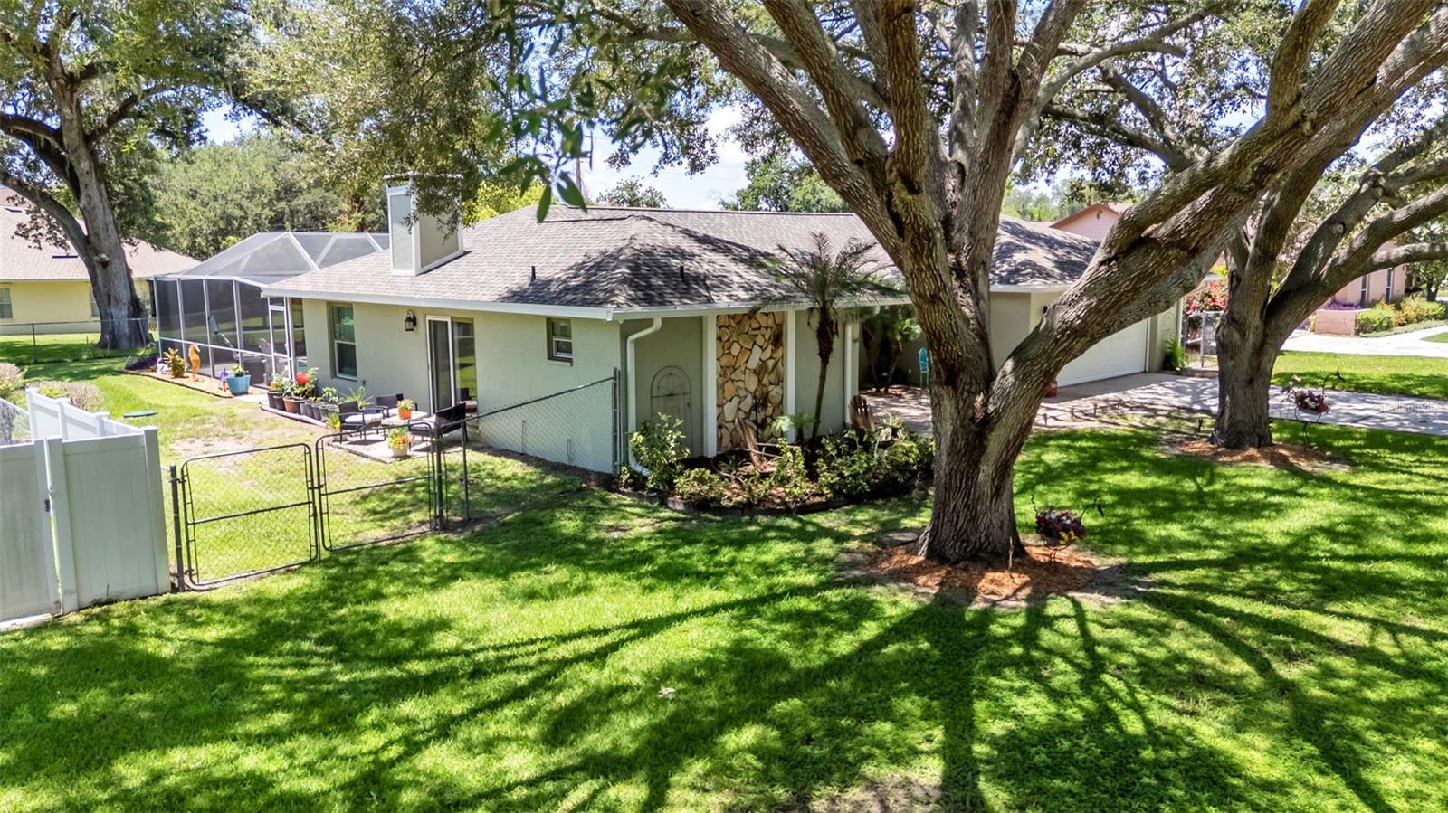 WILLOW RUN - Residential