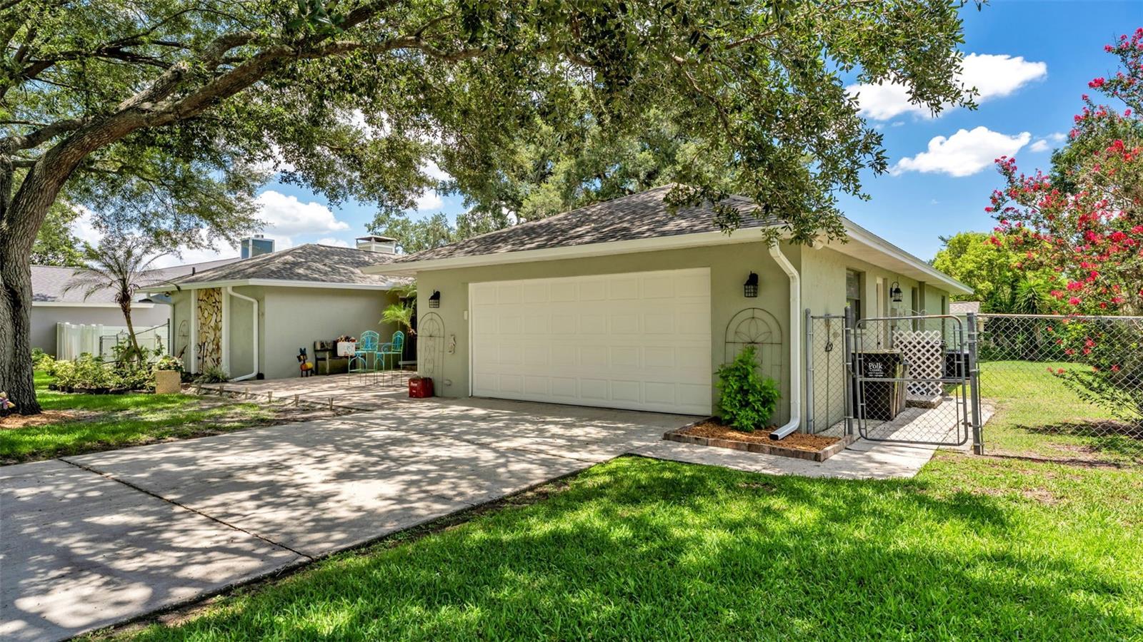 WILLOW RUN - Residential