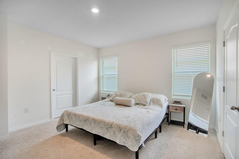 CONCORDE PH 2 - Residential Lease