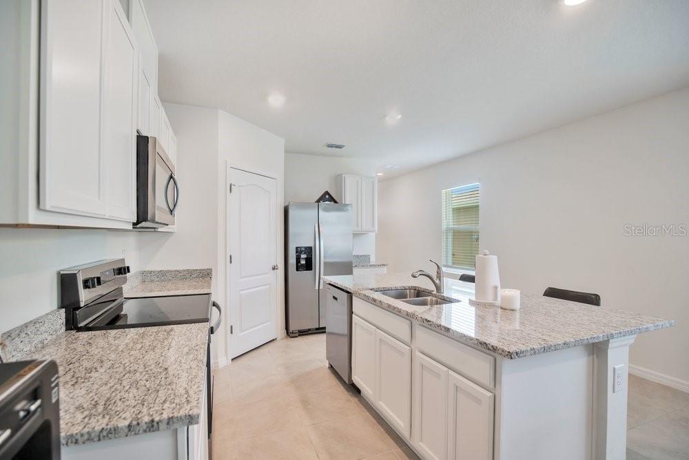 CONCORDE PH 2 - Residential Lease