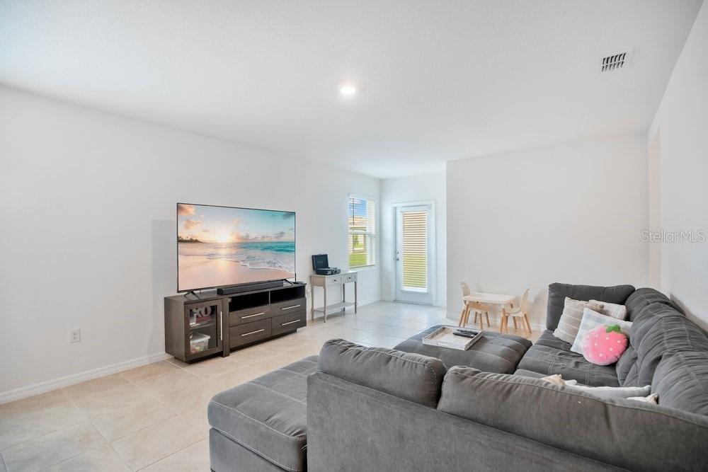 CONCORDE PH 2 - Residential Lease