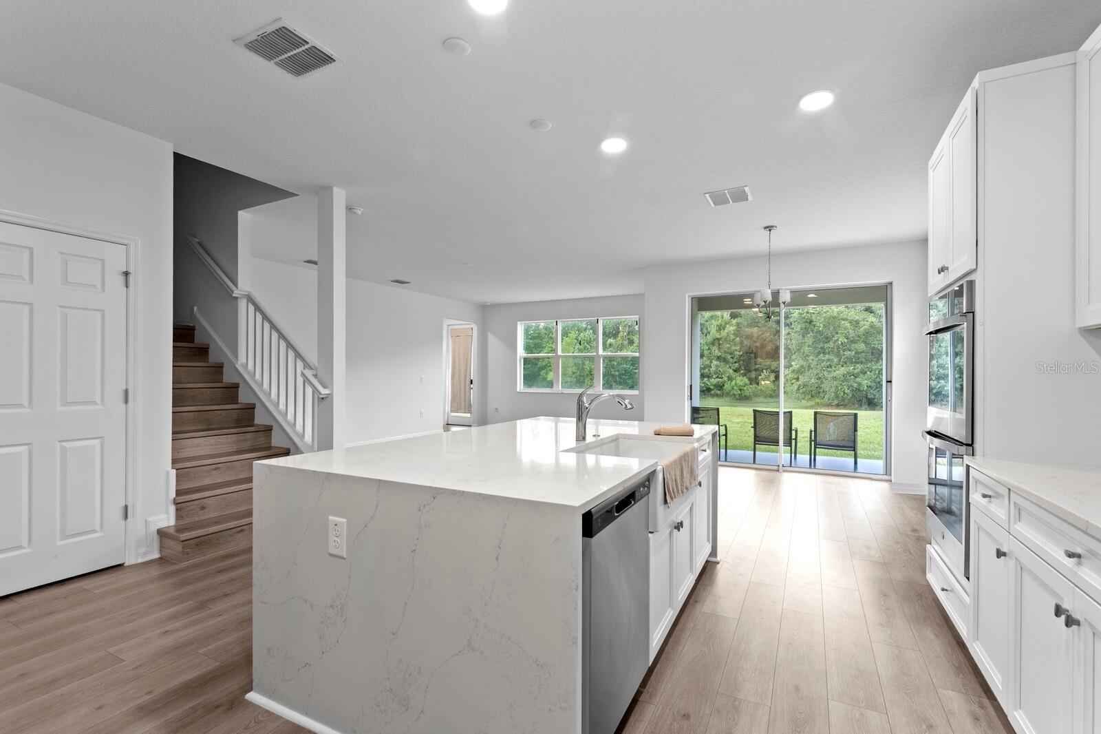 K-BAR RANCH GILDED WOODS - Residential