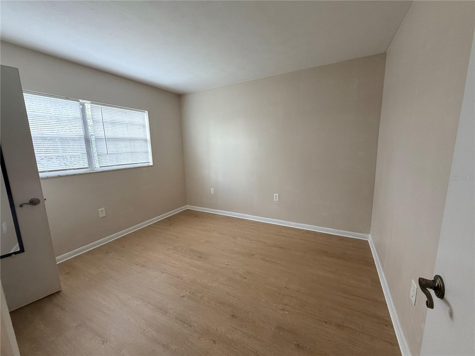 LA VENTURA A CONDO - Residential Lease
