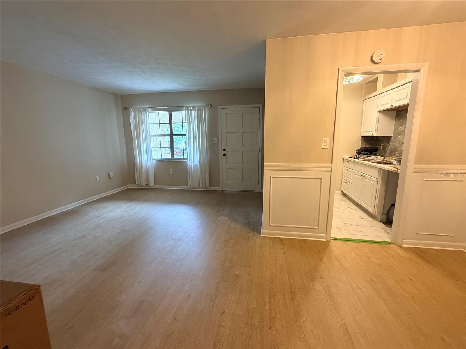 LA VENTURA A CONDO - Residential Lease
