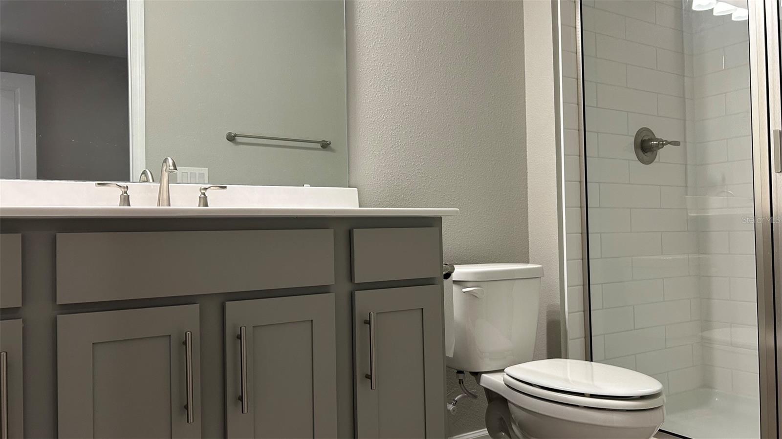 EDEN HILLS - Residential Lease