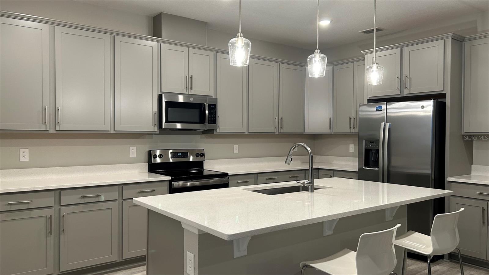 EDEN HILLS - Residential Lease