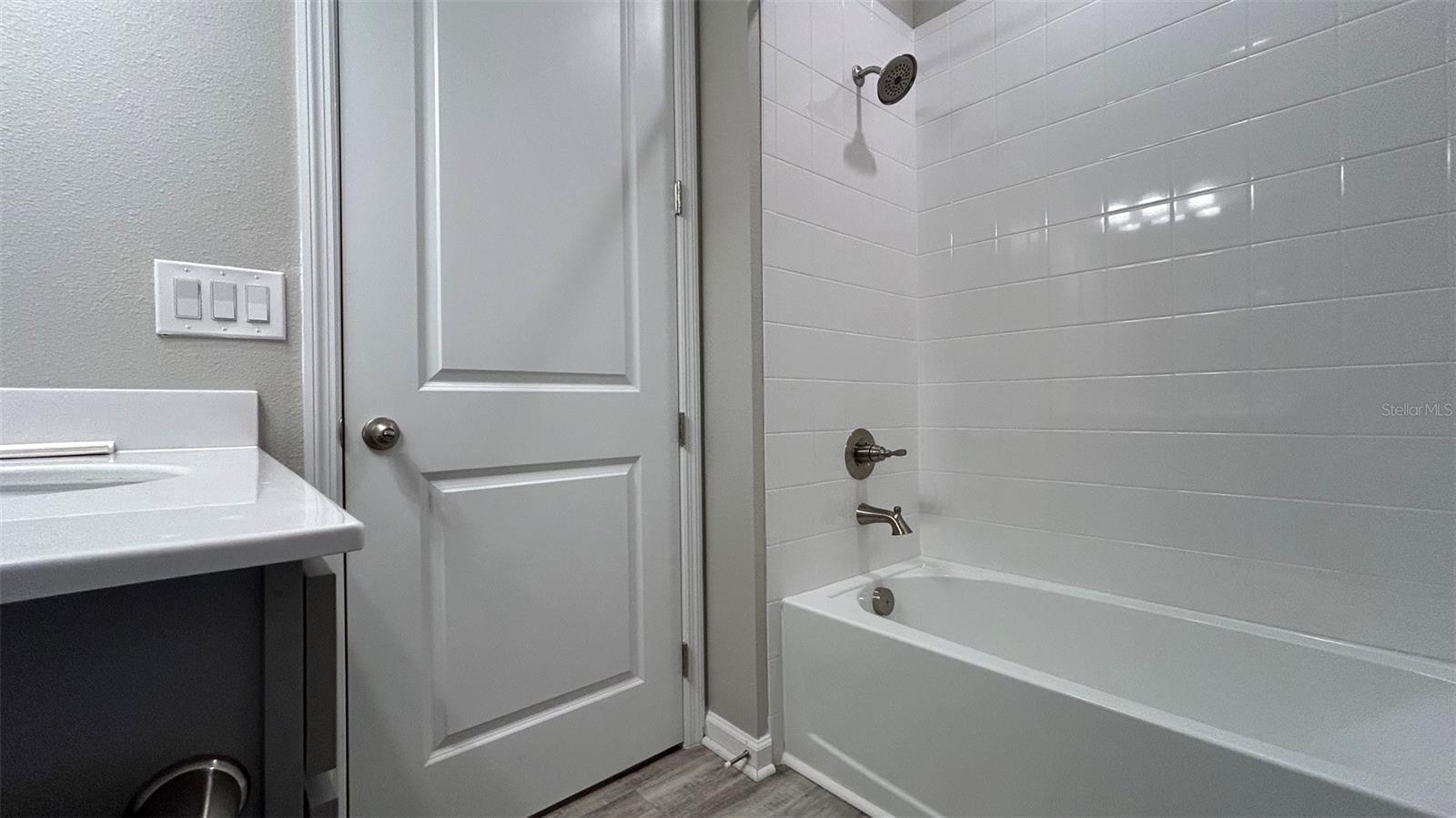 EDEN HILLS - Residential Lease