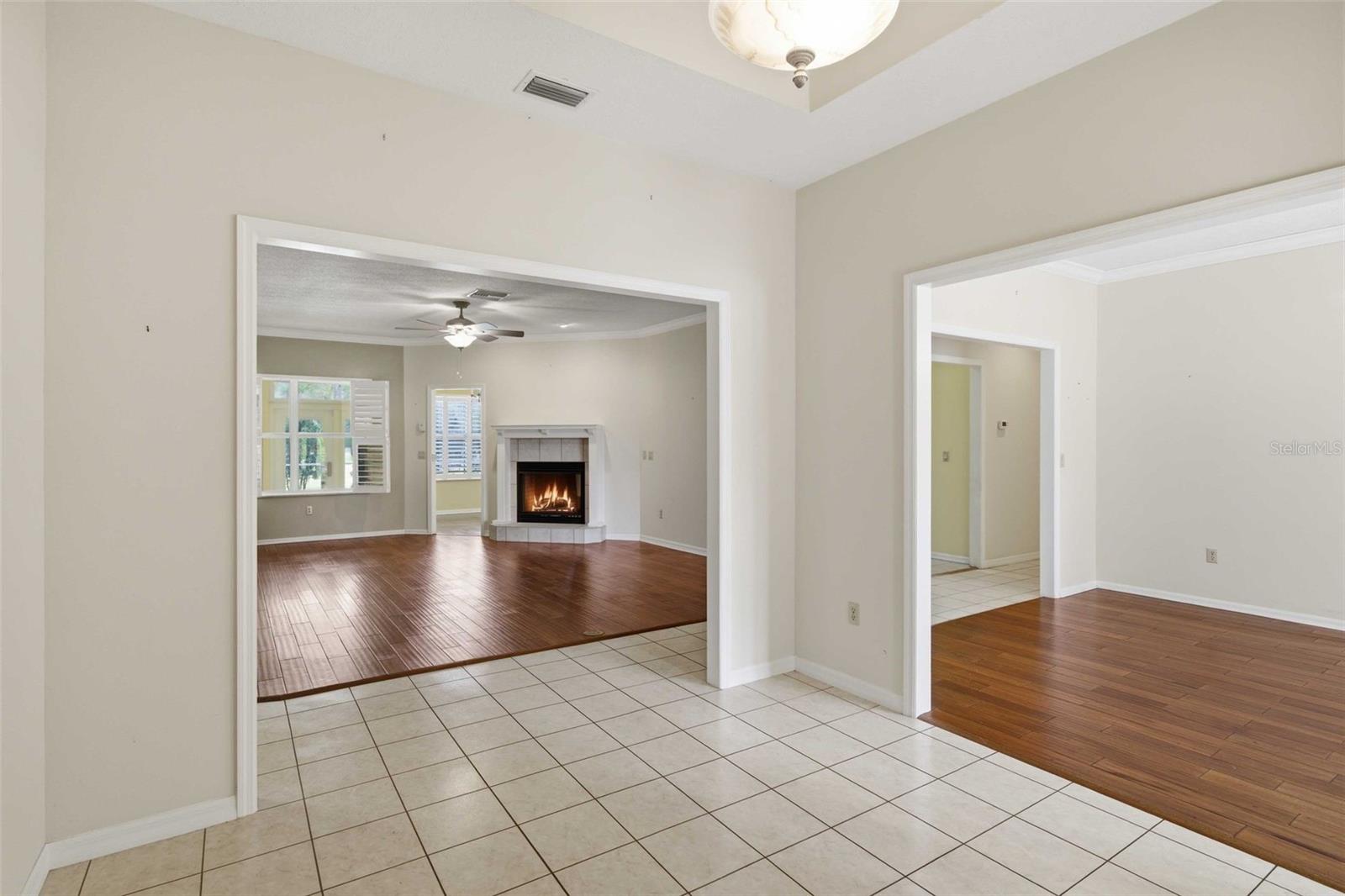 LAUREL RIDGE 02 - Residential
