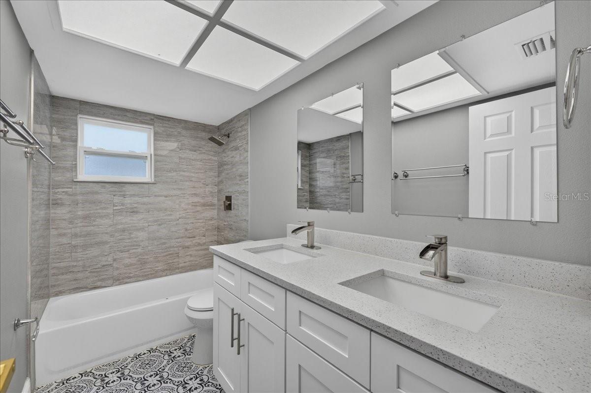 TIMBER RIDGE OF COUNTRYSIDE UNIT ONE - Residential