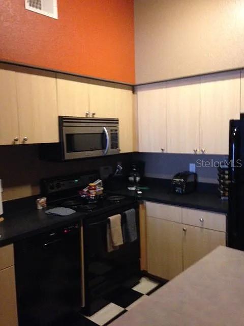 THE MADISON AT SOHO CONDOMINIUMS - Residential Lease