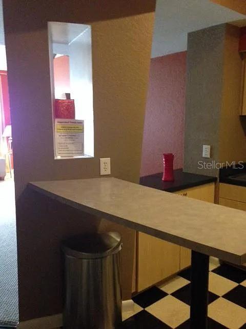 Move-in ready 1 bedroom condo at the sought after Madison at SoHo. Perfect location by the gated parking garage, on the first floor facing Armenia Avenue.

Close to MacDill AFB, Tampa General Hospital, Tampa International Airport and all of the Tampa hot-spots. 

Minimum credit score of 700 with income of 2.5 times the rent required.

Managed by The Musgrave Group

Owner pays for valet trash service, sewer and water. An assigned parking space in the gated garage is included.