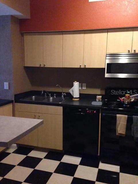 THE MADISON AT SOHO CONDOMINIUMS - Residential Lease