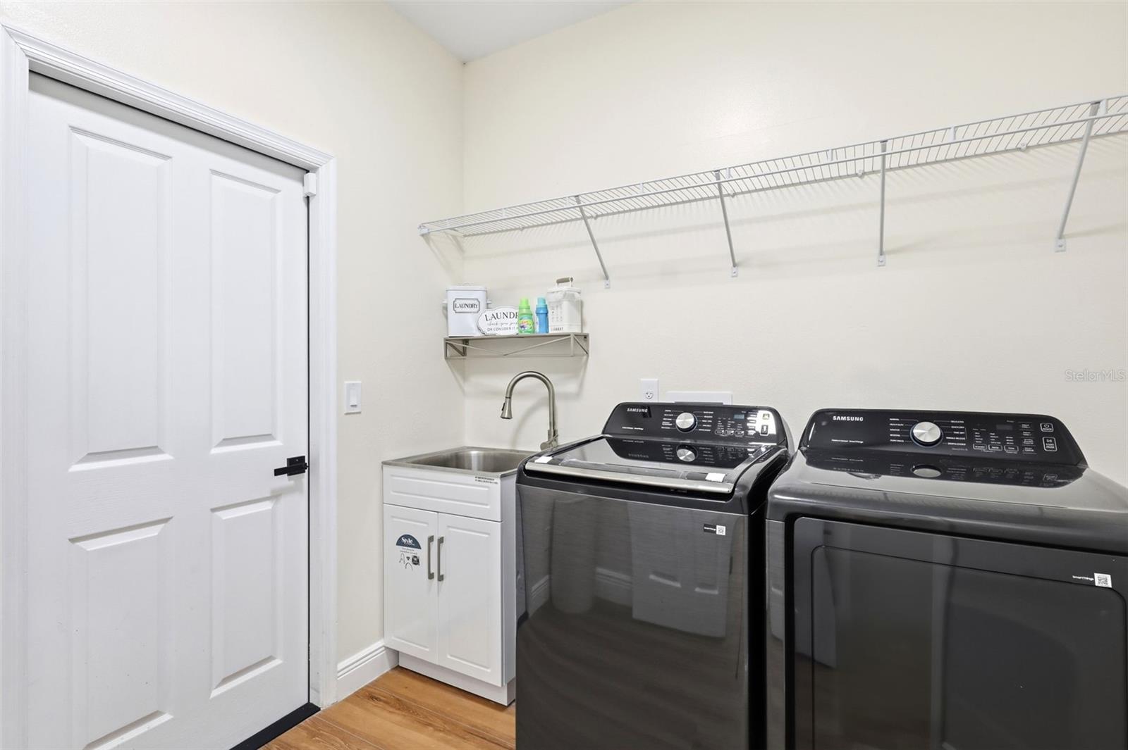 PINE RIDGE UNIT 03 - Residential