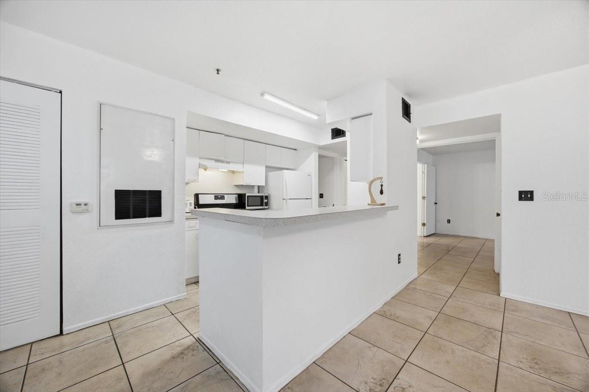 COLUMBIA ARMS CONDO - Residential Lease