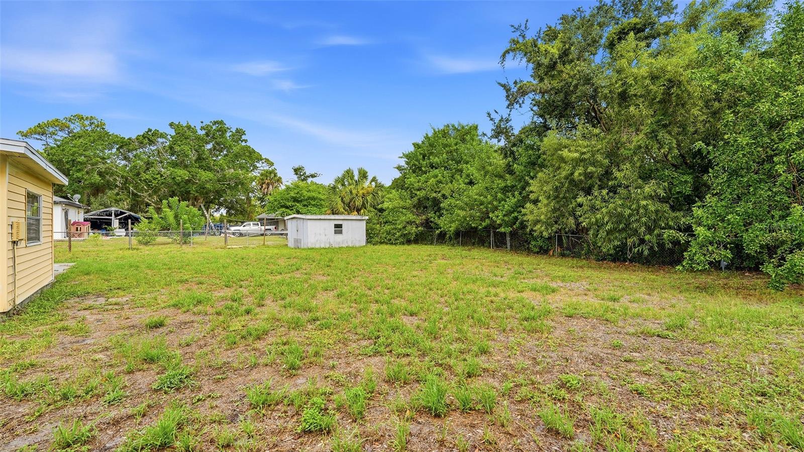 SUNNY LAKES ESTATES - Residential