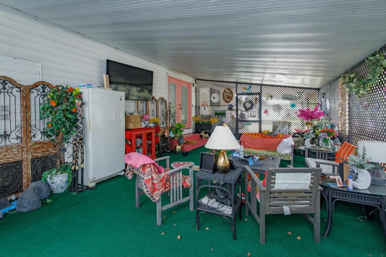 LEISURE WORLD PARK - Residential