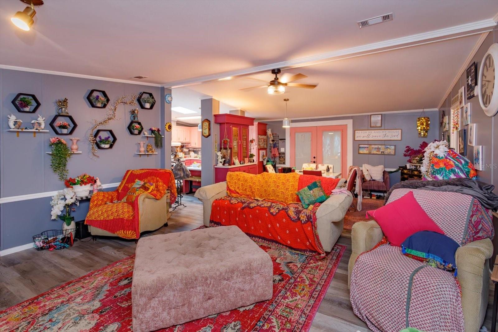 LEISURE WORLD PARK - Residential
