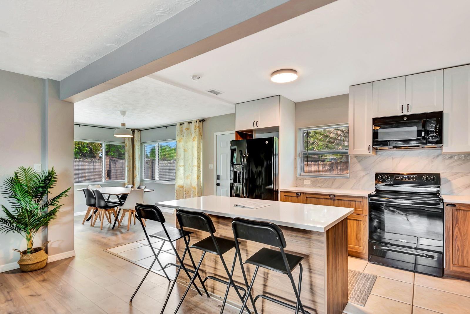 LAS LOMAS DE SARASOTA - Residential