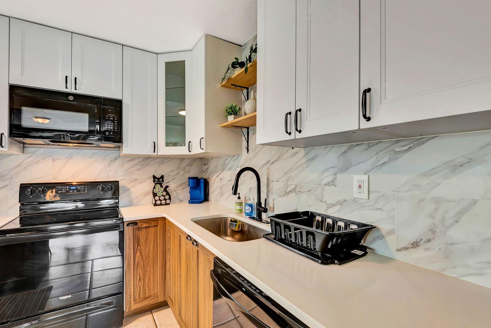 LAS LOMAS DE SARASOTA - Residential