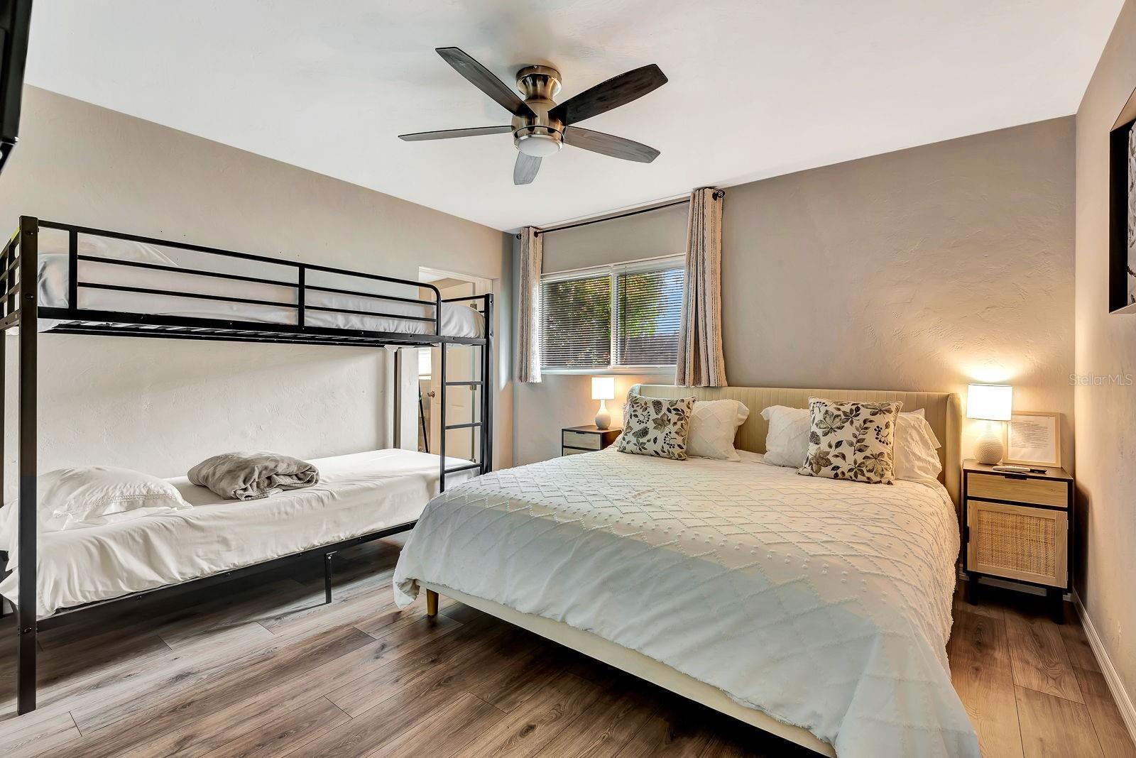 LAS LOMAS DE SARASOTA - Residential