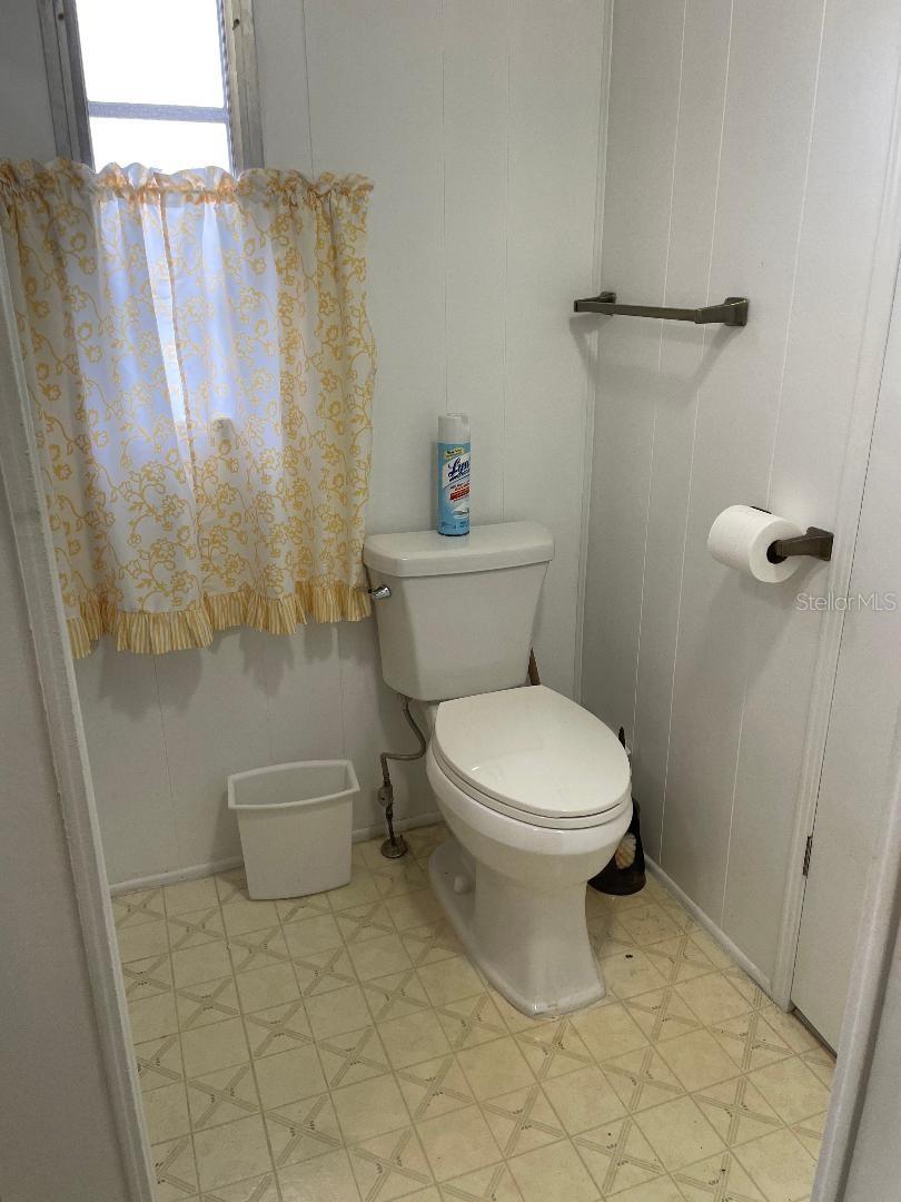 EUSTIS COUNTRY CLUB MANOR MHP UNIT 02A - Residential