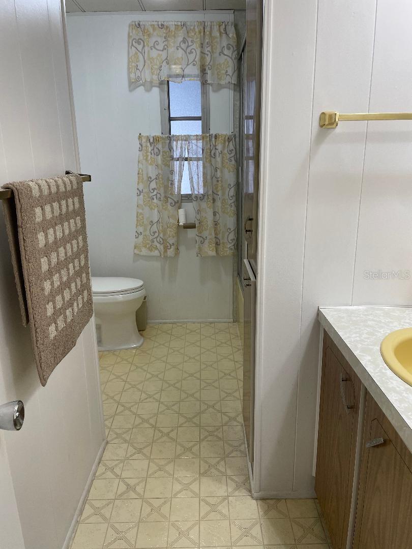 EUSTIS COUNTRY CLUB MANOR MHP UNIT 02A - Residential