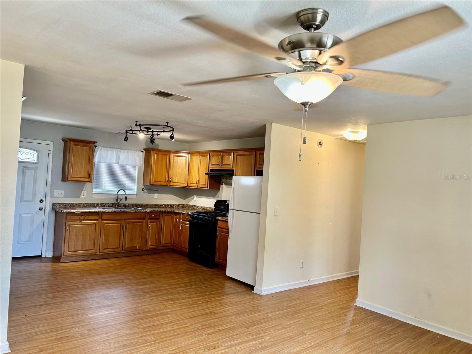 AVALON PARK ADD - Residential