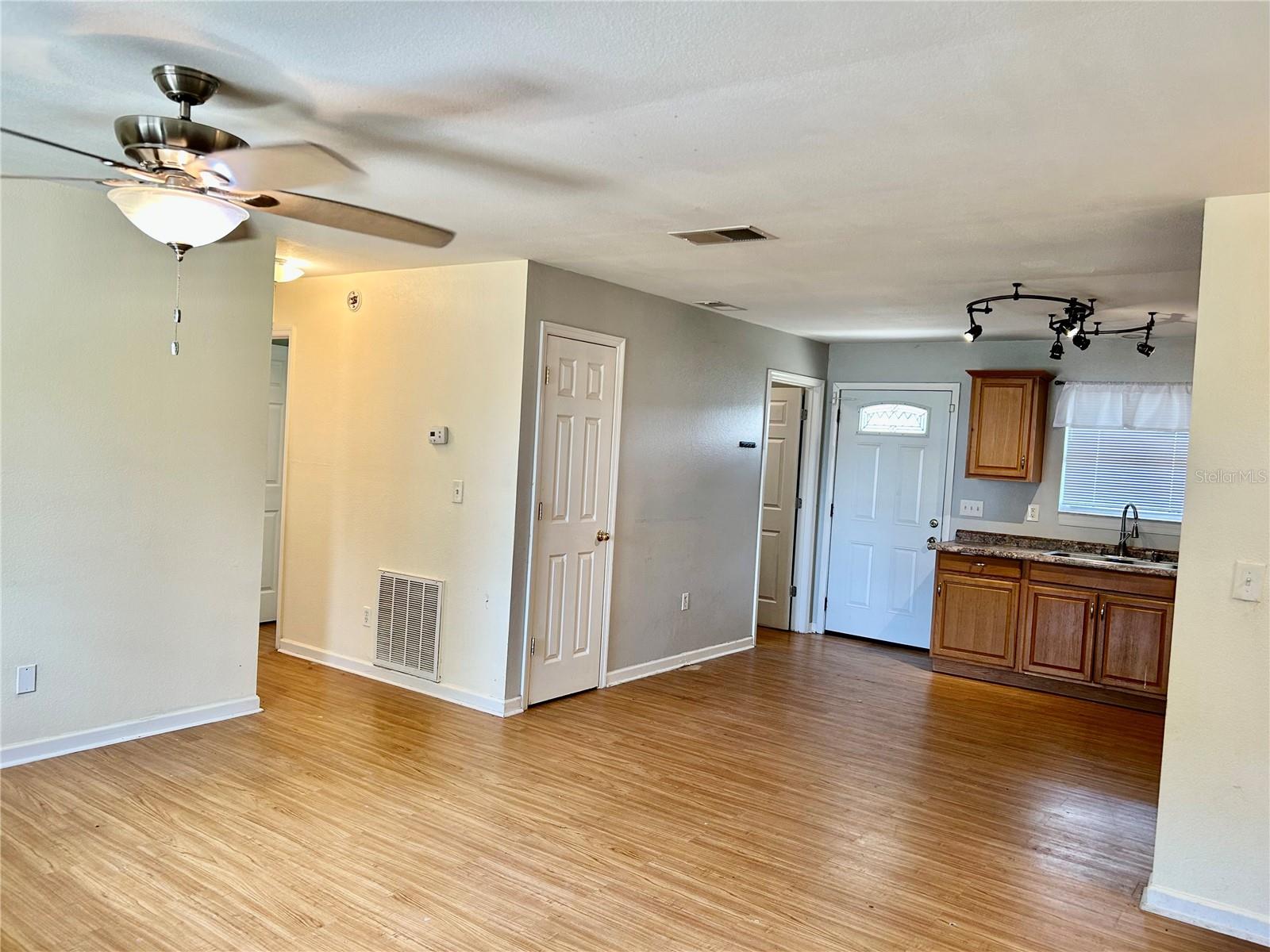 AVALON PARK ADD - Residential
