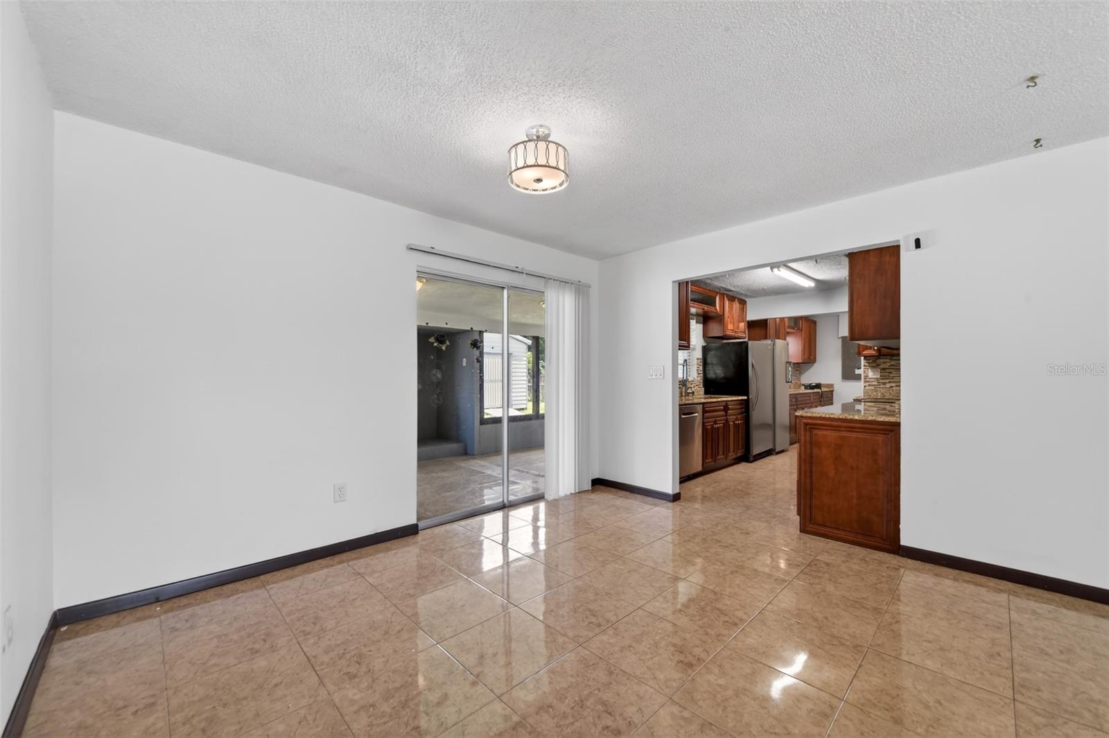TROPICAL PARK UNIT 1 - Residential