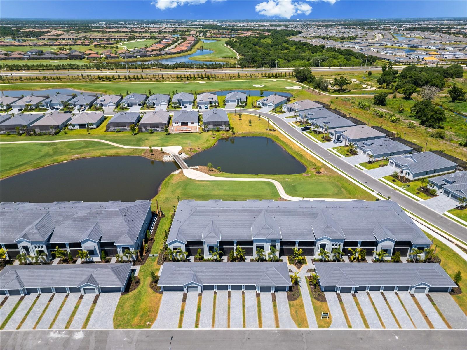 CALUSA COUNTRY CLUB - Residential