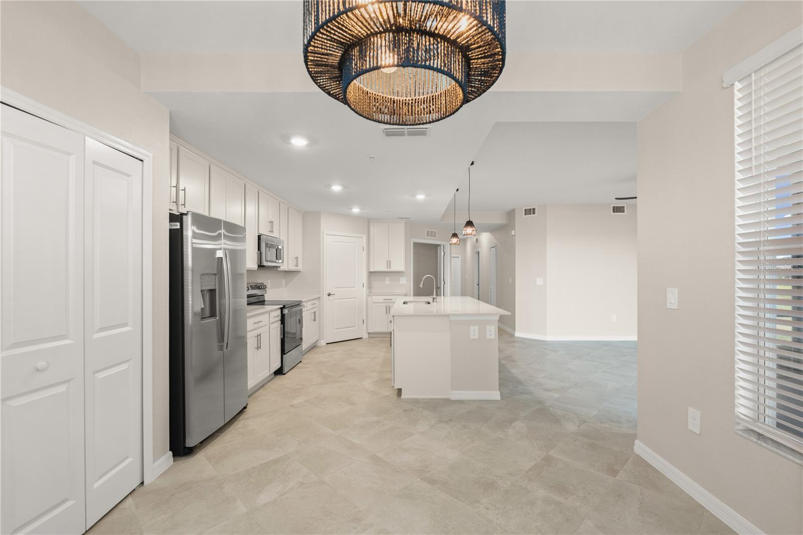 CALUSA COUNTRY CLUB - Residential