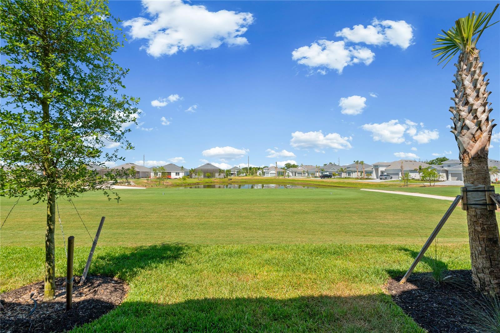 CALUSA COUNTRY CLUB - Residential