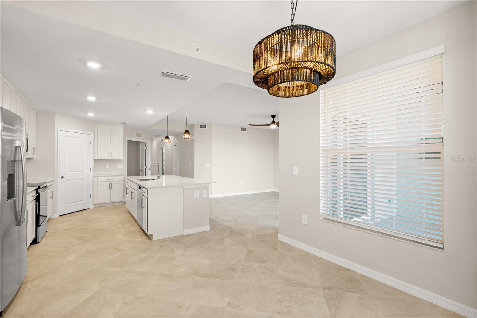 CALUSA COUNTRY CLUB - Residential
