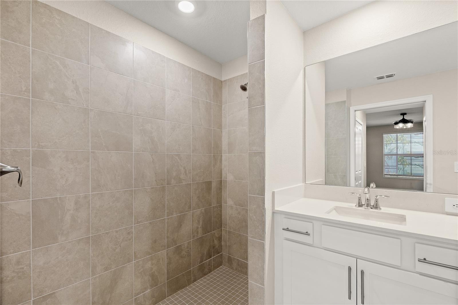 CALUSA COUNTRY CLUB - Residential