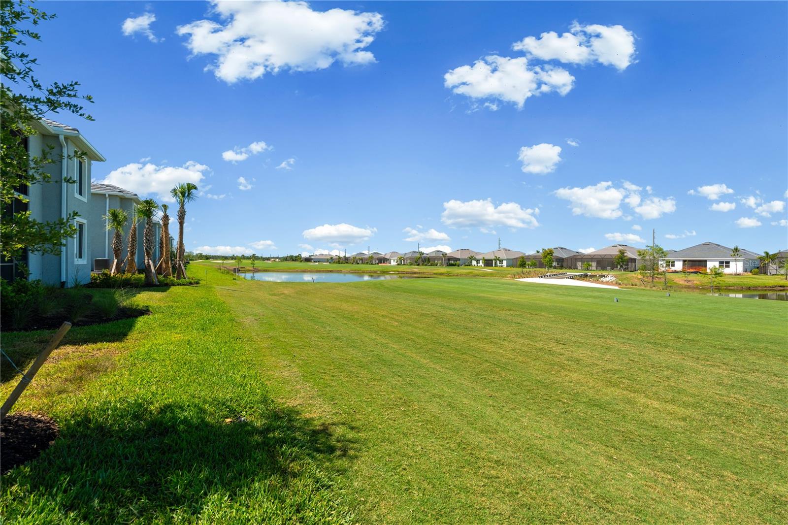 CALUSA COUNTRY CLUB - Residential