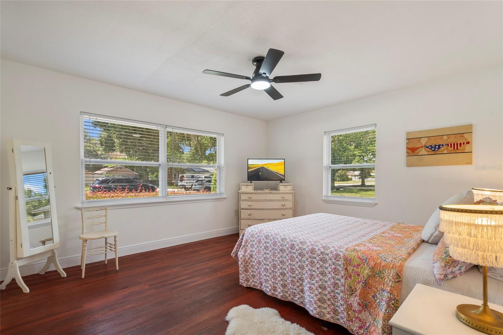 SYLVAN SHORES - Residential