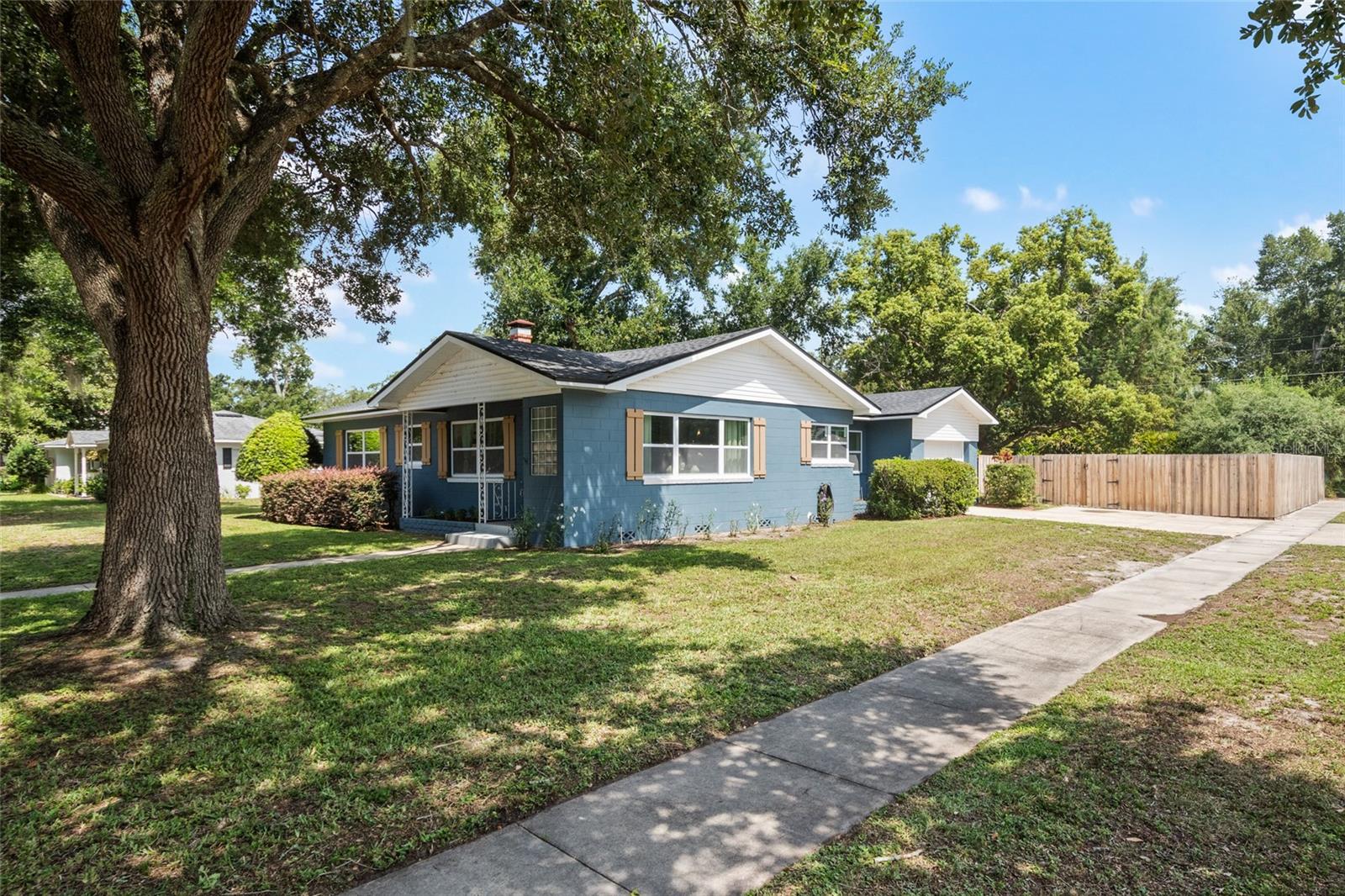 SYLVAN SHORES - Residential