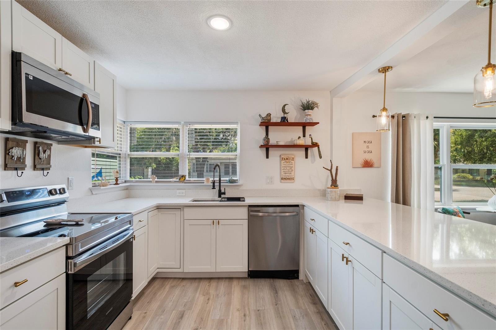 SYLVAN SHORES - Residential