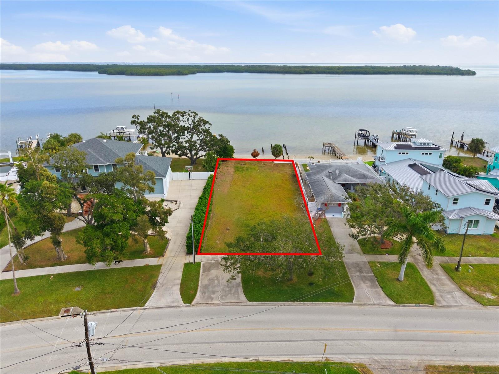 SHORE ACRES BAYOU GRANDE SEC - Land