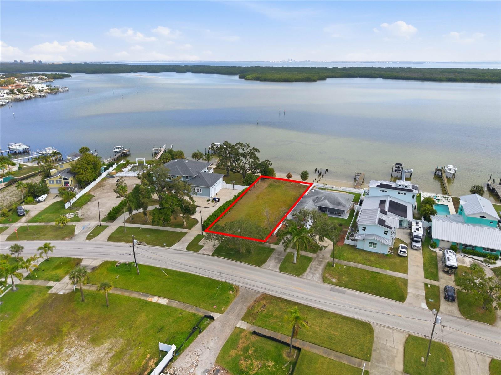SHORE ACRES BAYOU GRANDE SEC - Land