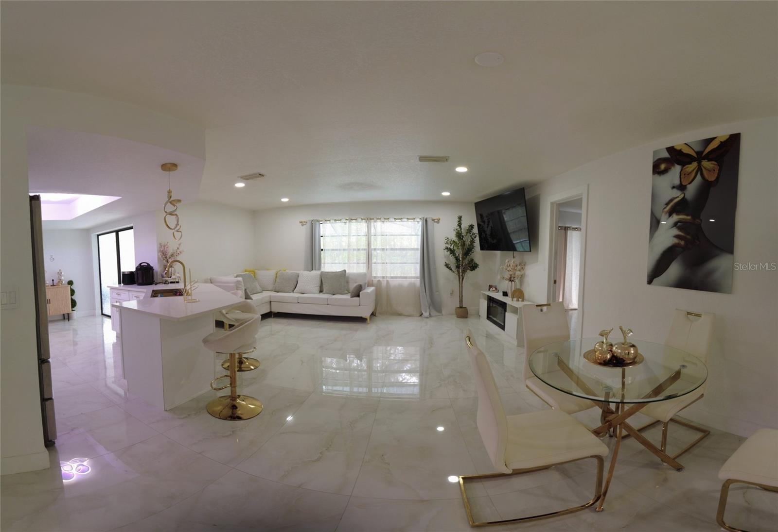 SPRING HILL - Residential