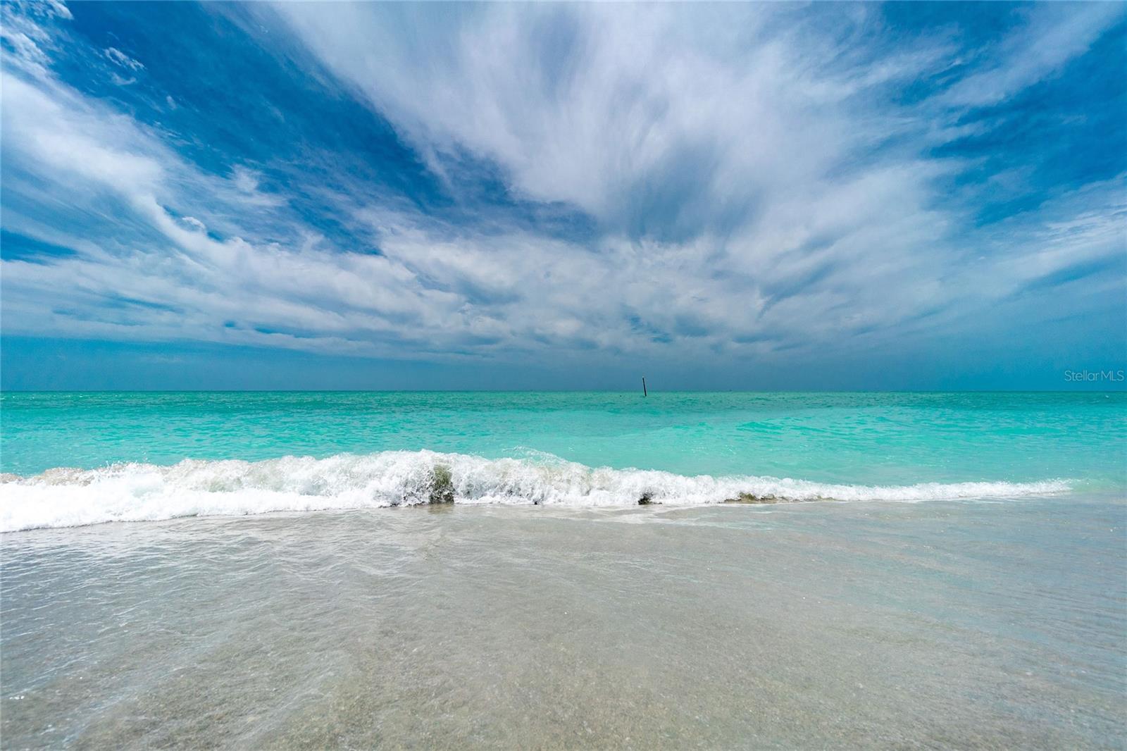 SUNRISE POINTE CONDO - Residential