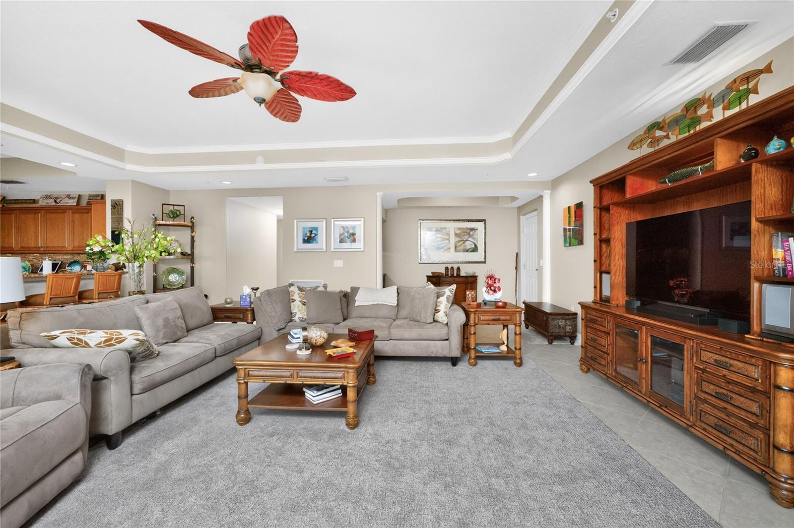 SUNRISE POINTE CONDO - Residential