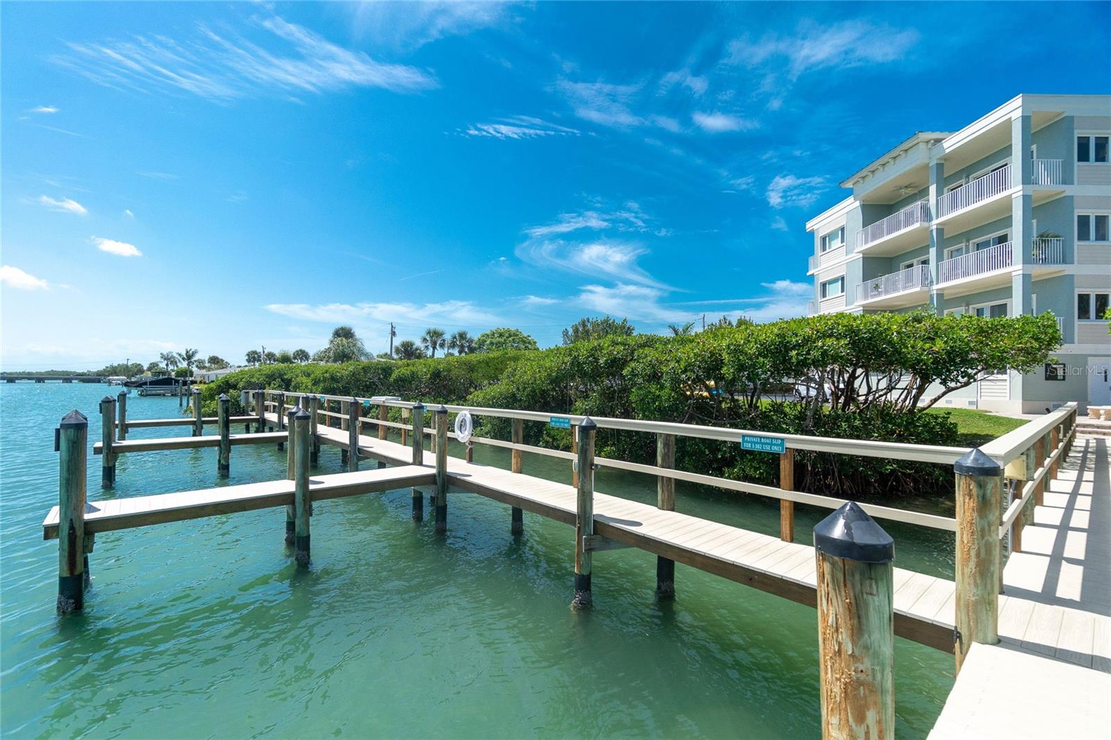 SUNRISE POINTE CONDO - Residential