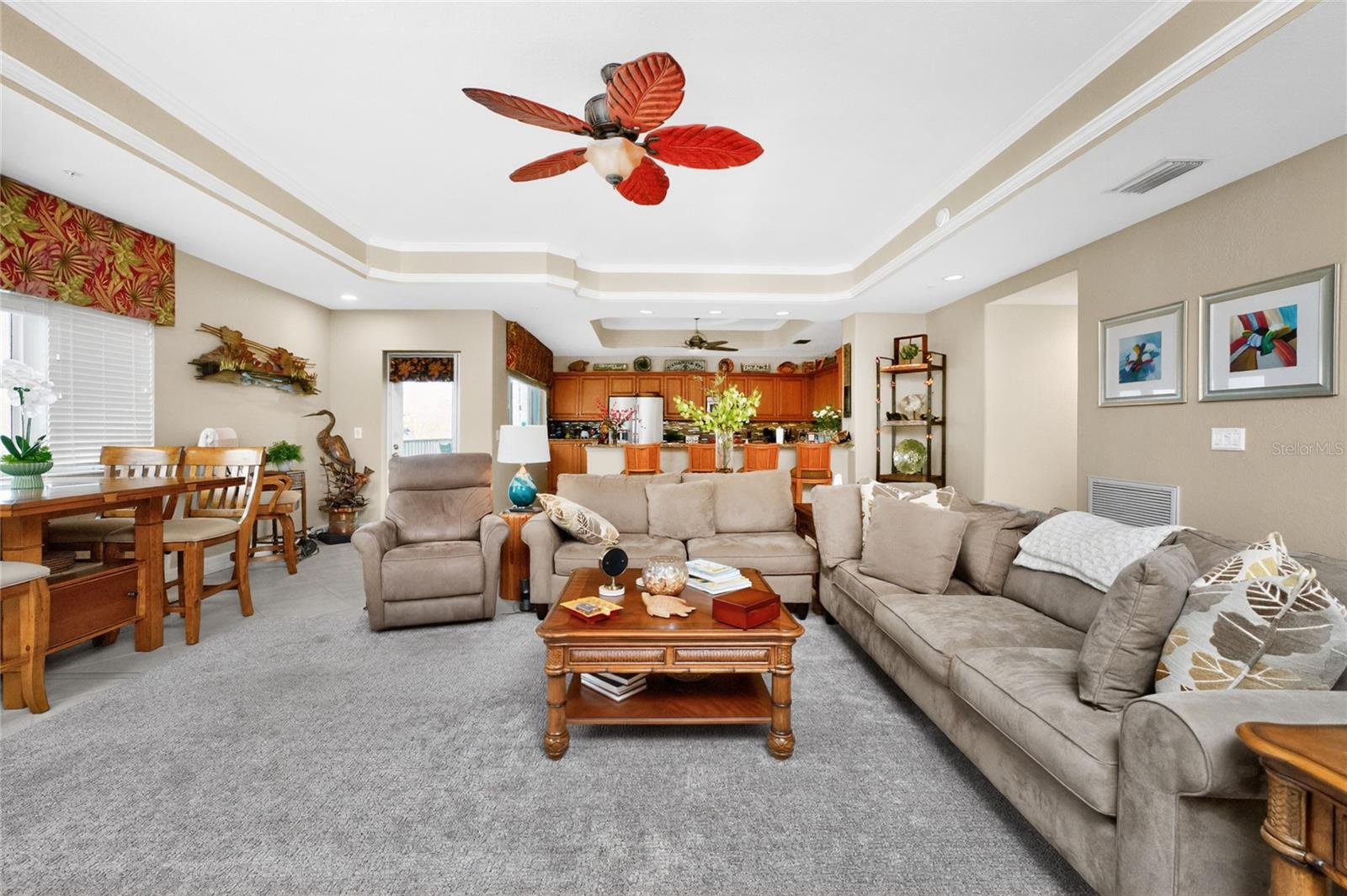 SUNRISE POINTE CONDO - Residential