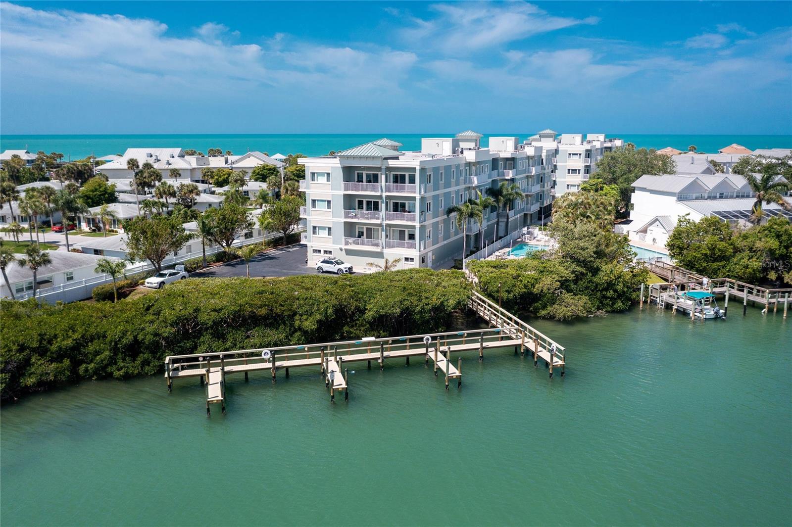 SUNRISE POINTE CONDO - Residential